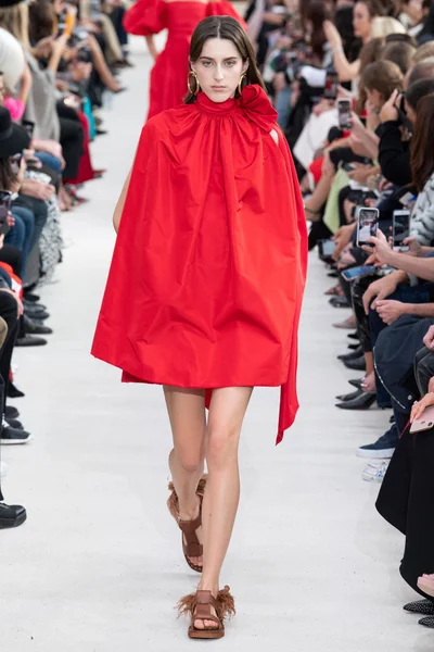 Look 24